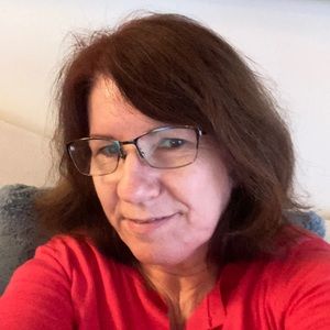 Meet your Posher, Ellen